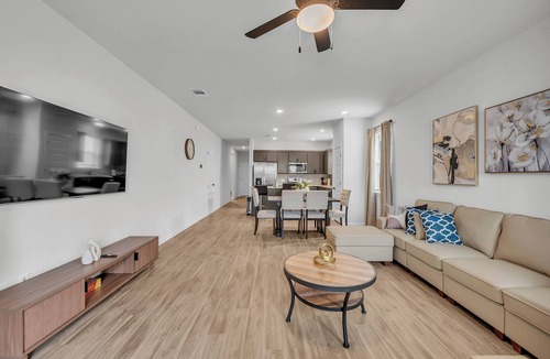 Round Rock House | Spacious fully equipped 4bed3bath home in RR close to Kalahari, parks and Austin