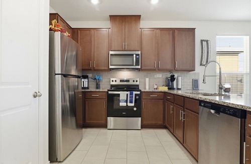 San Antonio House | Spacious & Fully Furnished Home/Ideal for 30+ Days Stay.