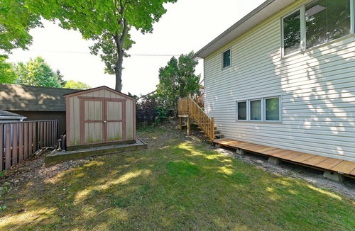 Aldershot House | SPACIOUS & FULLY PRIVATE 2BR UNIT ON GROUND LEVEl