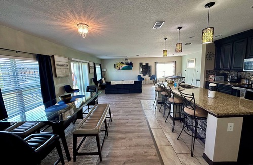 Marbella House | Spacious Fun & Convenient