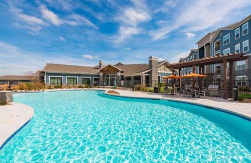 Tomball Apartment | Spacious Furnished Resort Style Apartments