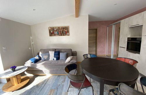 Dambach-la-Ville Cottage | Spacious gîte, ground floor, terrace pmr access, T