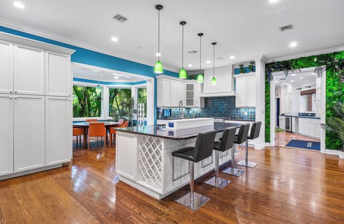 Tropic Isle House | Spacious Gated Estate In Charming Delray Beach