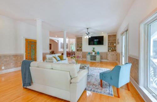 Albany House | Spacious Georgia Vacation Rental with Large Deck