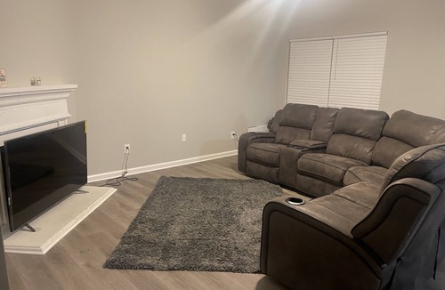 Cliftondale House | Spacious Getaway