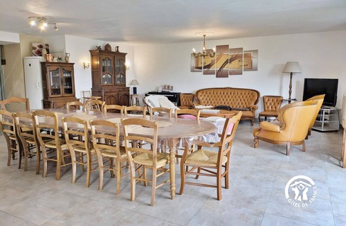 Congrier Cottage | Spacious Gîte with Game Room, Music Instruments, and Large Garden in Anjou-Congrier