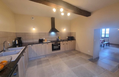 Le Crozet Cottage | Spacious Gîte with Jacuzzi and Pets Allowed, Up to 12 Guests