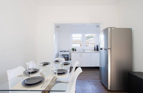 Glebe House | Spacious Glebe Retreat · Yard & Parking · Pet Friendly