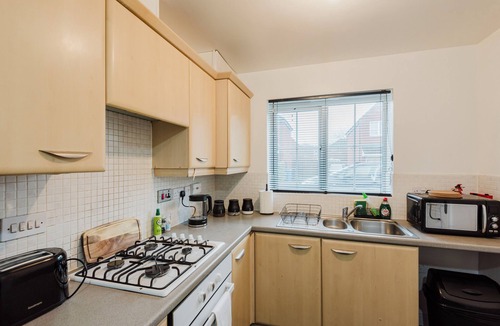 Levenshulme House | Spacious Gorton Home - 3-bed Semidetached