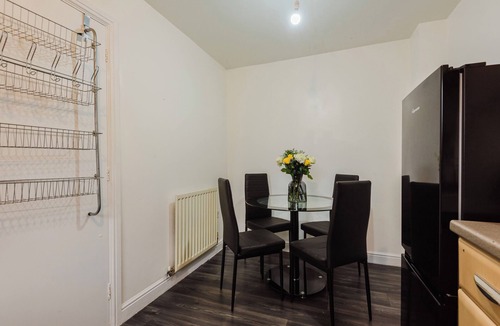 Levenshulme House | Spacious Gorton Home - 3-bed Semidetached