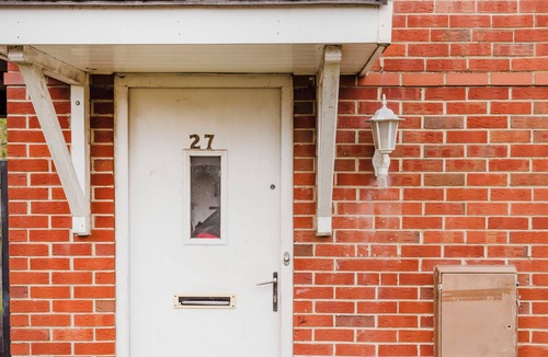 Levenshulme House | Spacious Gorton Home - 3-bed Semidetached