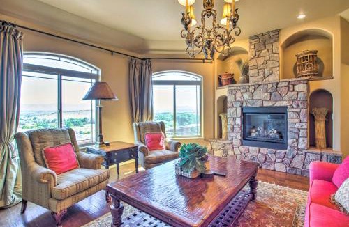 Redlands House | Spacious Grand Junction Home w/Mountain View