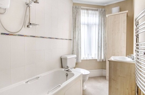 South Harrow Apartment | Spacious Ground floor Apartment