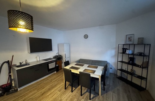 Twischkamp Apartment | Spacious ground-floor apartment with a terrace – 4 bedrooms for 6 guests