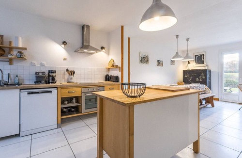 Malville Cottage | Spacious Ground-Level Home with Large Yard, Terrace, WiFi, and Game Amenities in Malville