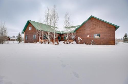 Gunnison House | Spacious Gunnison Home: Ski, Hike, Bike & Fish!