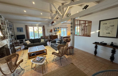 Noirmoutier-en-l'Ile House | Spacious house, Le Vieil, 250m to beach - 10 guests