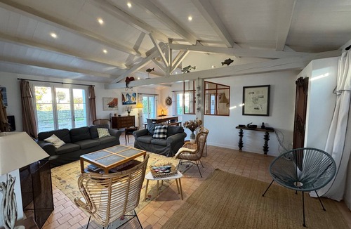 Noirmoutier-en-l'Ile House | Spacious house, Le Vieil, 250m to beach - 10 guests