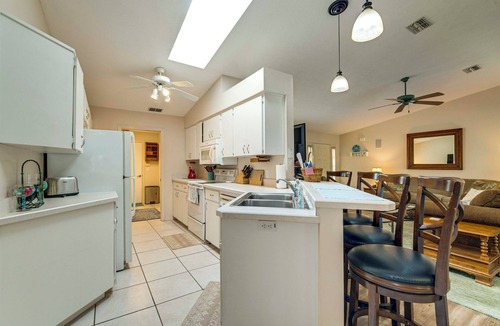 Hernando House | Spacious Hernando Home: Community Pool + Lake!