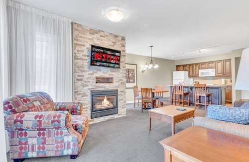 Oro-Medonte Apartment | Spacious Hideaway in Nature