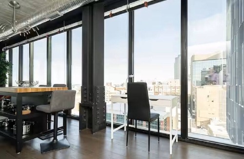 Downtown Winnipeg Condo | Spacious High-Rise Condo | 2 Bed | 2 Bath |