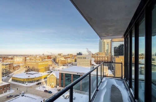 Downtown Winnipeg Condo | Spacious High-Rise Condo | 2 Bed | 2 Bath |