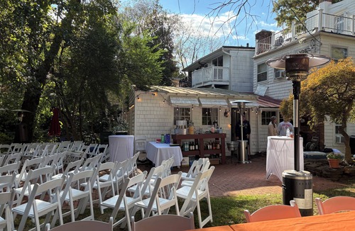 Historic District House | Spacious historic home downtown Annapolis Main St. Book for Commissioning Week!