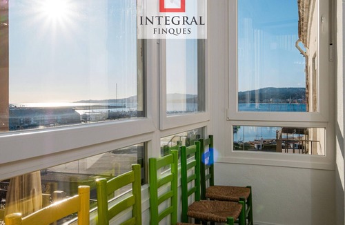 Palamos House | Spacious Historic House in Palamós Old Town - Sleeps 10