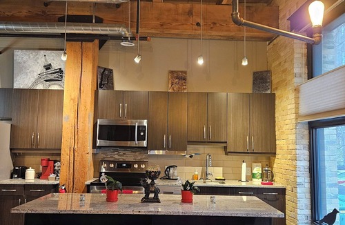 Exchange District Condo | Spacious Historic Loft in The Exchange, Steps to Waterfront & River