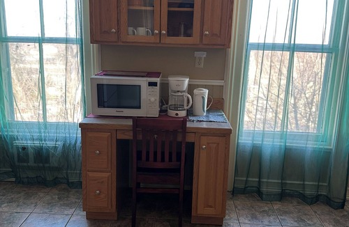 Saint John Apartment | Spacious Historic Victorian Apt , Steps to Saint John Boardwalk & landmarks
