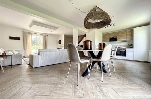 Hermanville-sur-Mer House | Spacious house 300m from the beach.