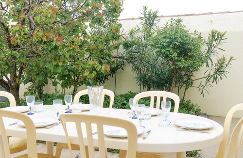 Les Sables d'Olonne Ski Chalet | Spacious house quartier Arago Les Sables sleeps 7