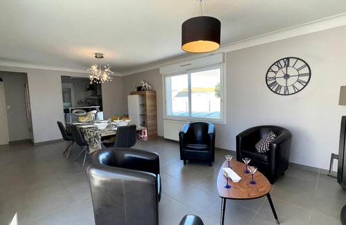 Saint-Jean-de-Monts House | Spacious House with Private Pool and Garden in Saint Jean de Monts