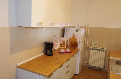 Valdebek Apartment | Spacious holiday apartment in suburb of Pula, Valdebek