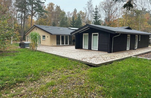 Frederiksvaerk House | Spacious holiday home by Asserbo Forest