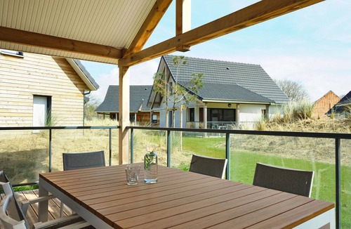 Berck-sur-Mer Villa | Spacious holiday home with a garden