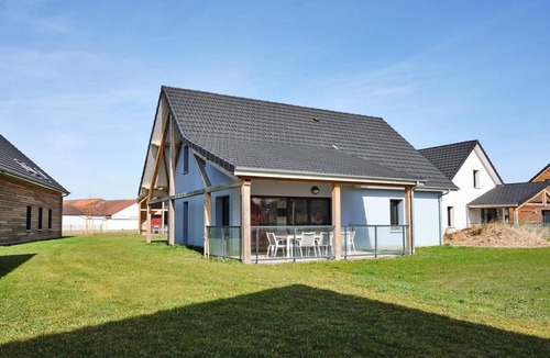 Berck-sur-Mer Villa | Spacious holiday home with a garden