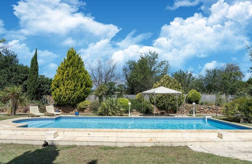 Puisserguier House | Spacious holiday home with private pool and park
