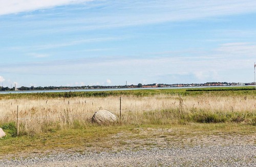 Egense House | Spacious Holiday Home in Storvorde near the Sea