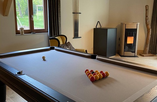 Bruebach House | Spacious holiday home Le Carré Haut spaciou