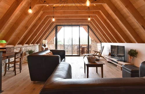 Thegra House | Spacious Holiday Home in Thégra with Private Pool