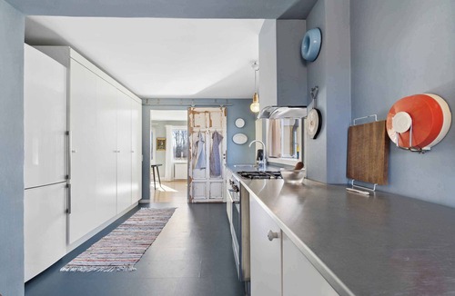 Nexø Villa | Spacious holiday home on a large natural plot