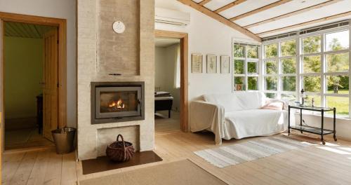 Buresø House | Spacious Holiday Home With Large Plot By Buresø