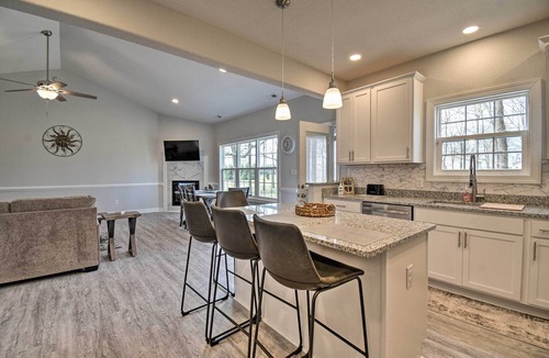 Cape Charles House | Spacious Home < 1 Mi to Kiptopeke State Park!