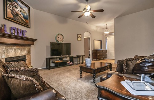Norman House | Spacious Home - 5 Min. to OU campus!
