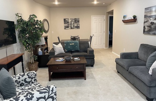 Samish Hill Apartment | Spacious home apartment in park like setting