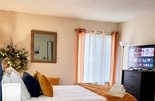 Bellevue Apartment | Spacious Home Away from home in West Nashville