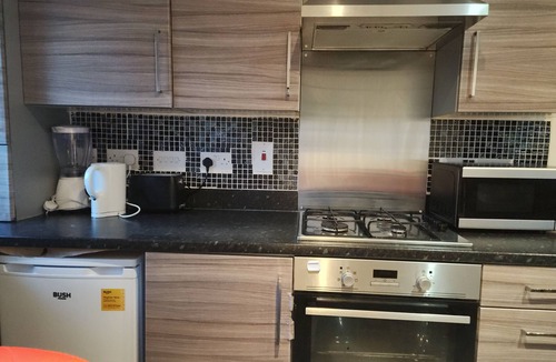 Aveley Apartment | SPACIOUS HOME AWAY FROM HOME