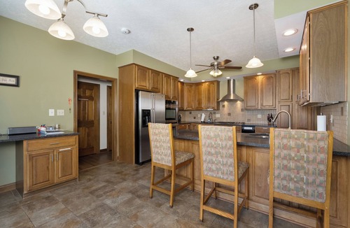 Verona House | Spacious Home By The Ark