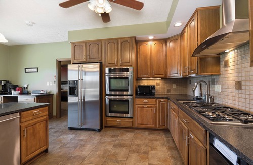 Verona House | Spacious Home By The Ark